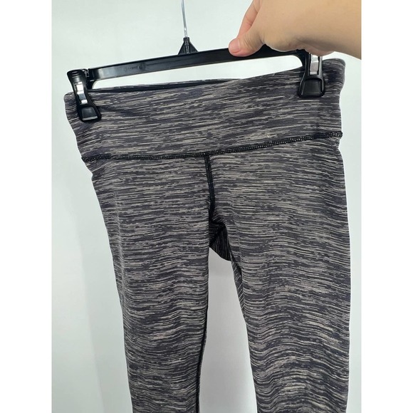 Lululemon‎ Wunder Under Crop Leggings Size 6 - Picture 2 of 5